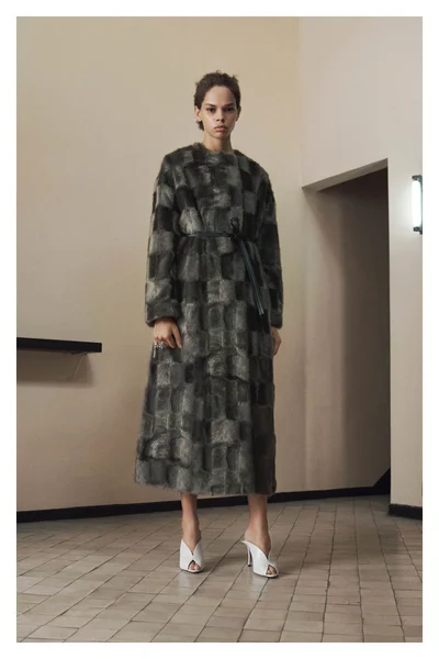 Look 4
